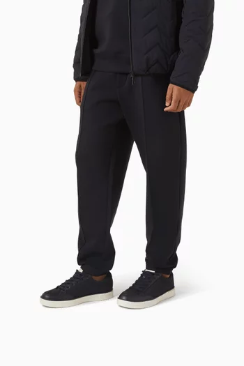 سنيكرز بشعار الماركة ونسر شمواه