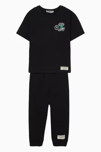 تي شيرت بطبعة سعودي وشعار الماركة قطن عضوي جيرسيه