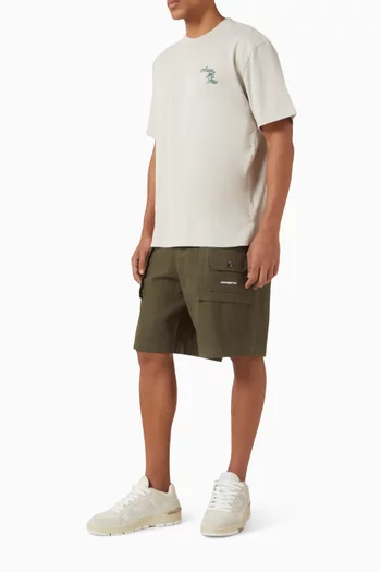 تي شيرت بشعار الماركة قطن