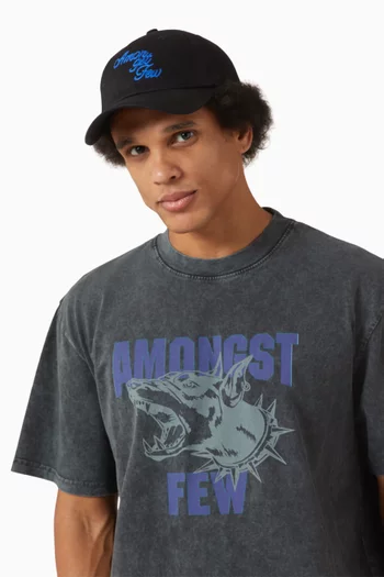 كاب فانسي بشعار الماركة