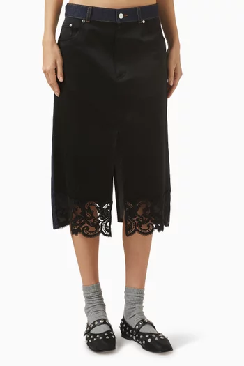 تنورة متوسطة الطول بحافة دانتيل دينم