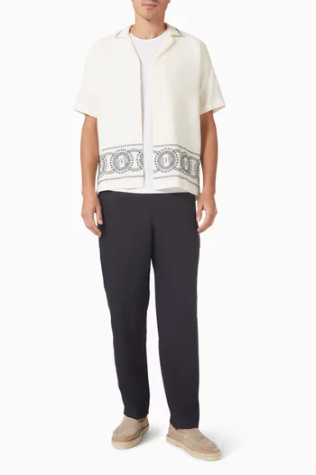 تي شيرت أو بي-تي قطن