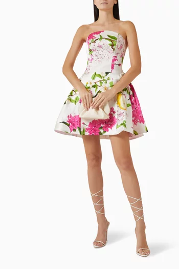 فستان ريس قصير بصدرية بلا حمالات