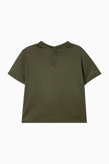 تي شيرت بشعار النسر