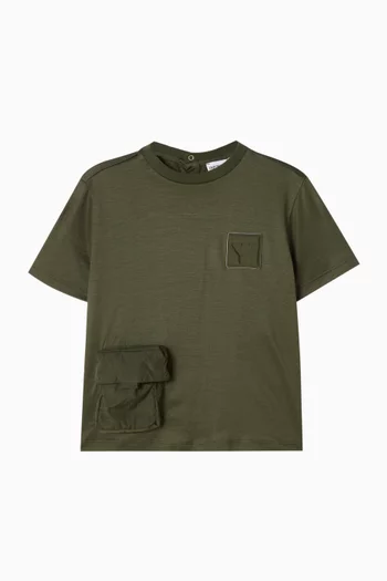 تي شيرت بشعار النسر