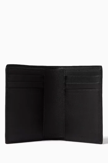 Cash Vertical Bifolded Wallet in Grained Calfskin