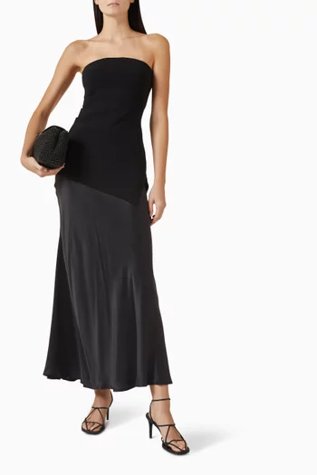 تنورة كوليت بقصة مائلة حرير