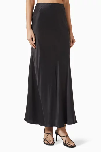 تنورة كوليت بقصة مائلة حرير