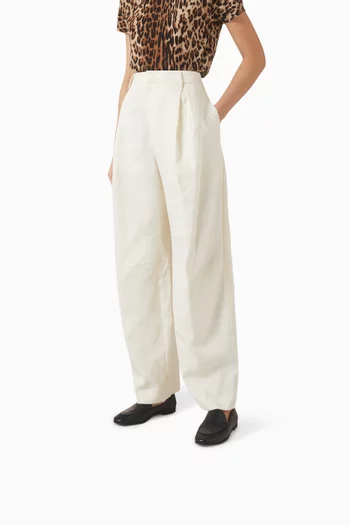 حذاء سهل الارتداء ألي جلد