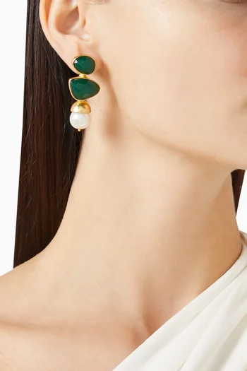 أقراط متدلية مزينة بلؤلؤ معدن مطلي