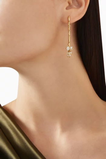 أقراط متدلية مزينة بلؤلؤ معدن مطلي