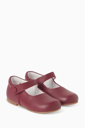 حذاء ماري جين جلد