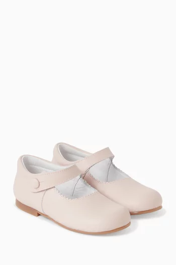 حذاء ماري جين جلد