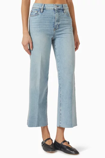 بنطال جينز قصير بقصة واسعة