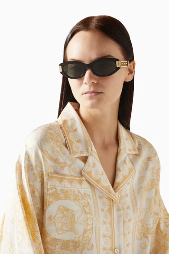 Cat-eye Sunglasses in Acetate