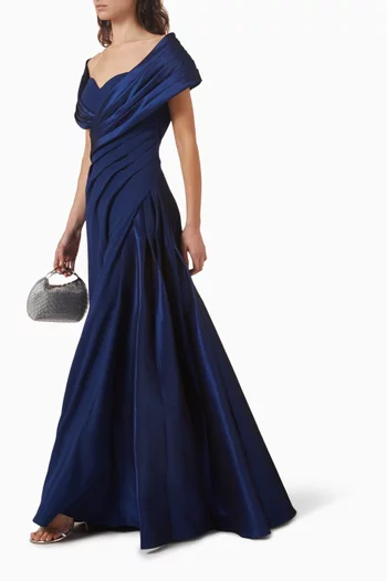 Off-shoulder Train Gown in Crepe Taffeta