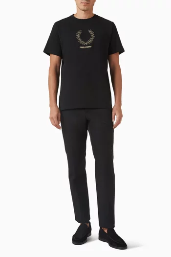 تي شيرت بالخطوط الخارجية لغصني أوراق الغار قطن