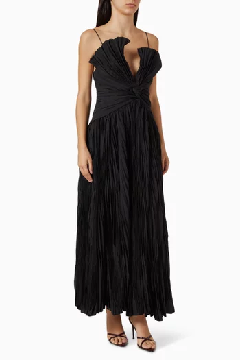 فستان برودهاي بفتحة رقبة عميقة في الخلف