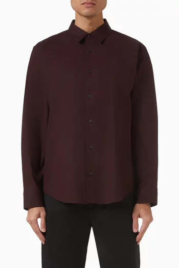 قميص بشعار الماركة بنفس اللون قطن