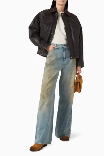 تي شيرت بقصة مربعة وشعار الماركة بتصميم معكوس قطن