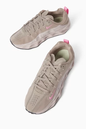 سنيكرز افا روفر