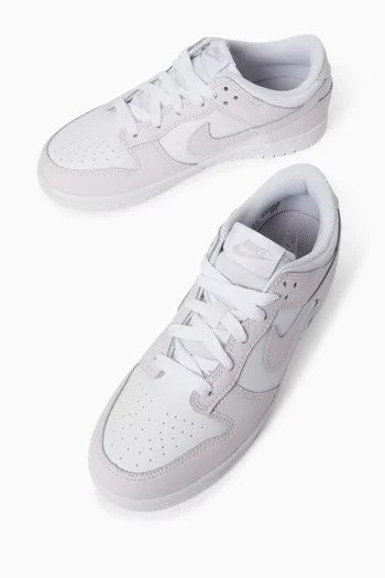 سنيكرز دانك أسفل الكاحل