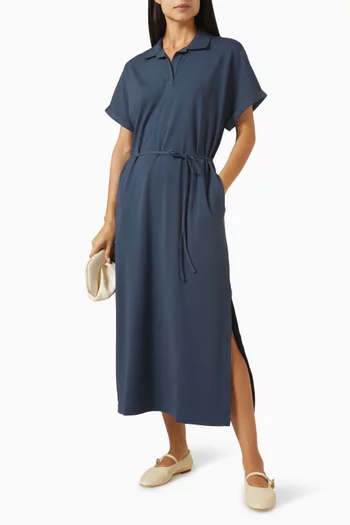 فستان بياقة بولو وحزام