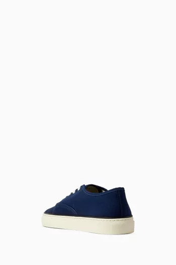 The Féfé Skate Sneakers in Canvas