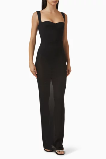 فستان طويل بصدرية مبطّنة وقصة ضيقة قماش شبكي