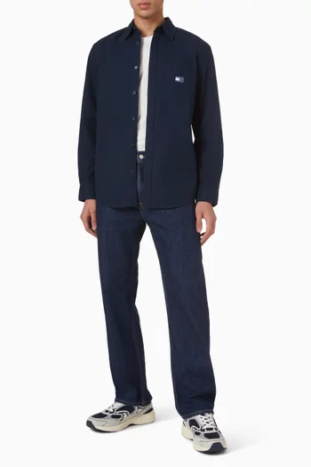 قميص قطن تويل بلون باهت