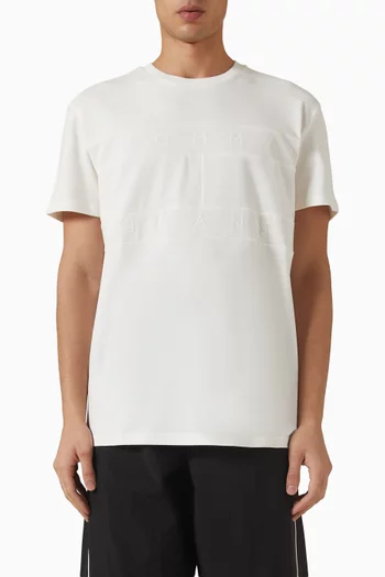 تي شيرت بشعار العلم بلون مماثل قطن