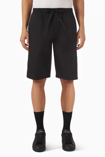 شورت بأحرف الماركة قطن