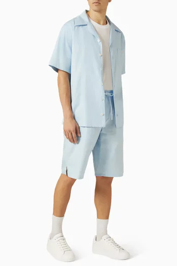 شورت بأحرف الماركة قطن