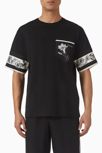 تي شيرت بنقشة زهور مزيج قطن وحرير