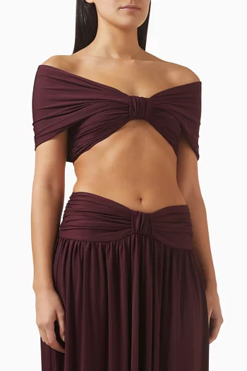 بلوزة اليسيا بأكتاف مكشوفة