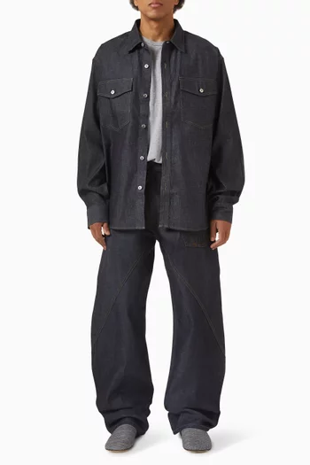 بنطال جينز دينم مقلوب مستوحى من ملابس العمال