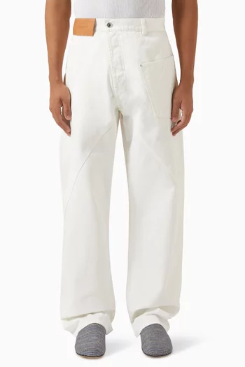 بنطال جينز دينم مقلوب مستوحى من ملابس العمال