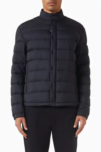 جاكيت سيلفس قصير مبطّن بالزغب