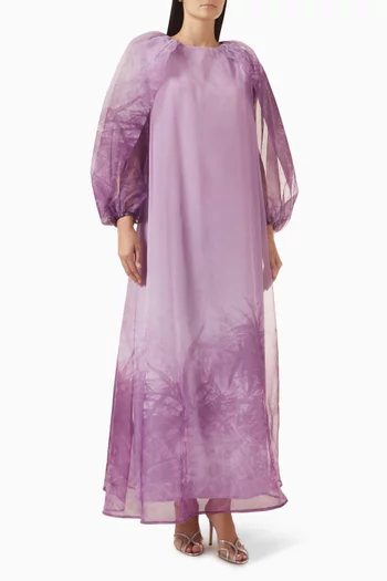 قفطان بأكمام منفوخة مزين بنقشة