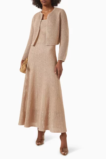 فستان طويل بقصة واسعة منسوج