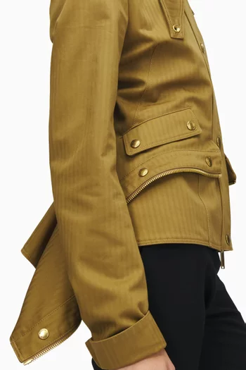 جاكيت بجزء مائل بسحّاب ونقشة هيرنج بون قطن