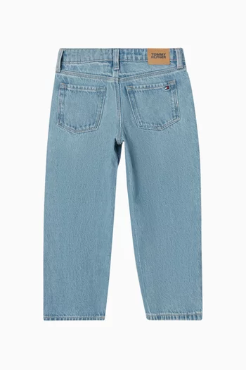 بنطال جينز دينم بقصة فضفاضة