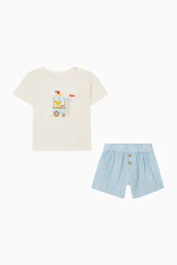 طقم مزين بعربة آيس كريم