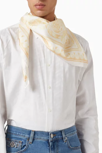 وشاح بنقشة باروكية حرير تويل