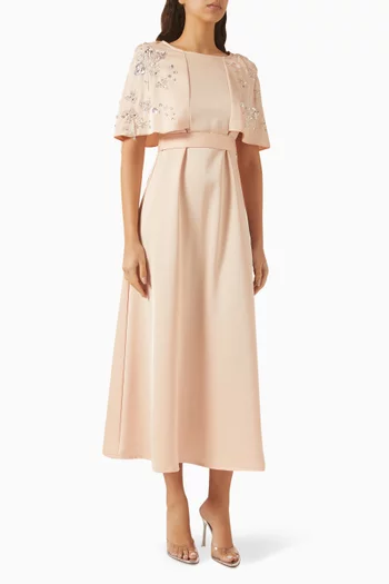 فستان بكاب مزين بتطريزات ستان