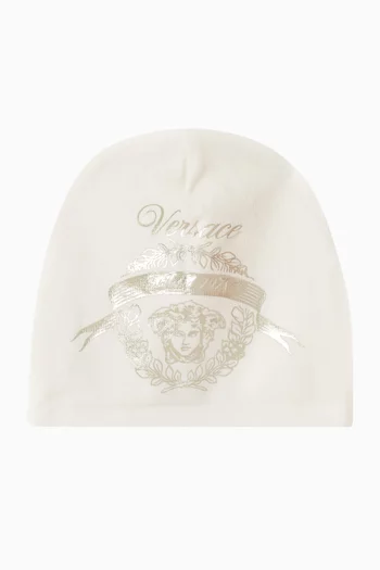 قبعة بيني لوريل بشعار ميدوسا 