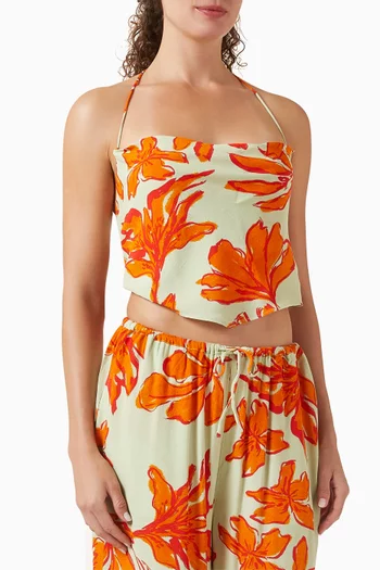 بلوزة إستيل مزينة بنقشة