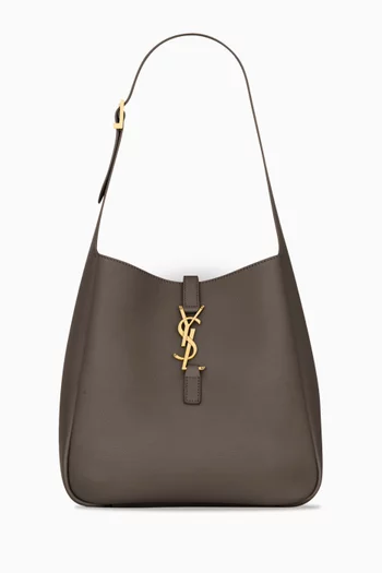 LE 5 À 7 Shoulder Bag in Grained Leather