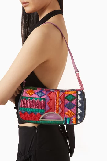 حقيبة كتف ماليس مزينة بالخرز من الألفينيات