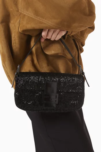 حقيبة كتف مستطيلة مزينة بالخرز من الألفينيات